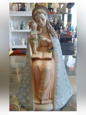 M.J.Hummel "Flower Madonna" HUM 10/1, W.Germany Figurine READ!